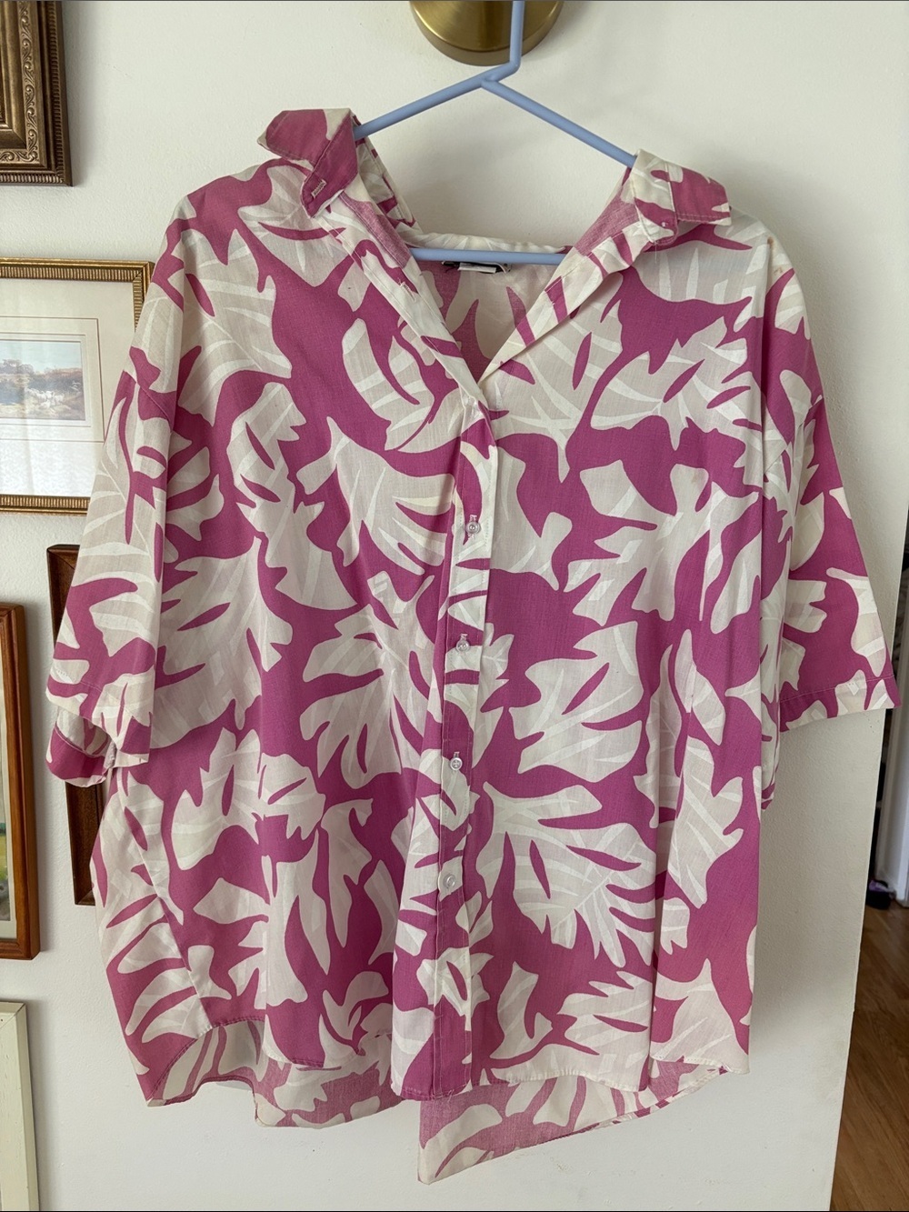 Vintage Women's Pink and White Tropical Button-Up Shirt made in USA large